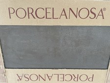 Porcelanosa Dark Shine Ceramic