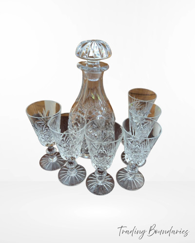Vtg crystal wine decanter - crystal,