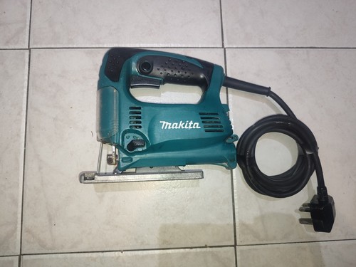 Makita 4329 240v 450w - , electric