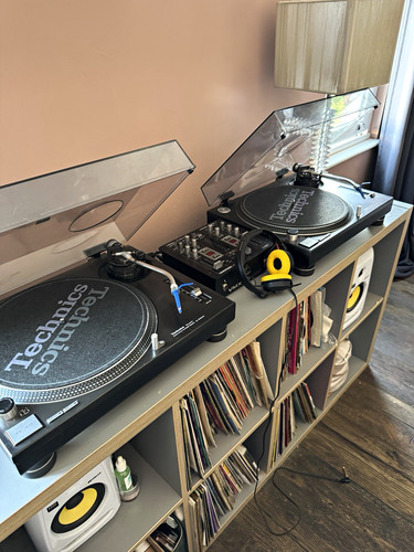 Technics 1210 pair krk - technics, pair,