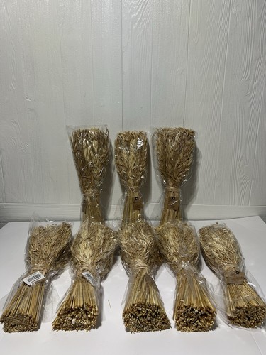 Pack brown dried wheat - dried,
