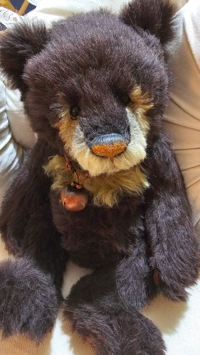 Pumpernickel charlie bears - charlie,