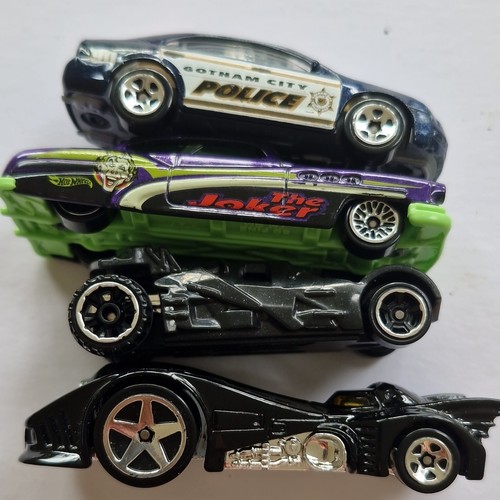 Hot wheels diecast batman - 1:64,