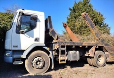 DAF LF FA 55.220 SKIP LOADER 2003 03 PLATE 240465 KILOMETERS