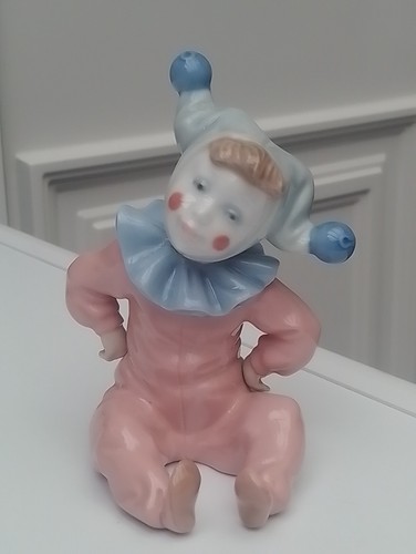 Nao lladro vintage jester - by,