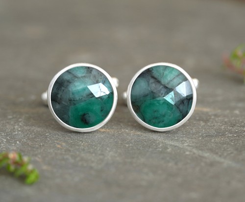 10ct emerald cufflink - 10ct,