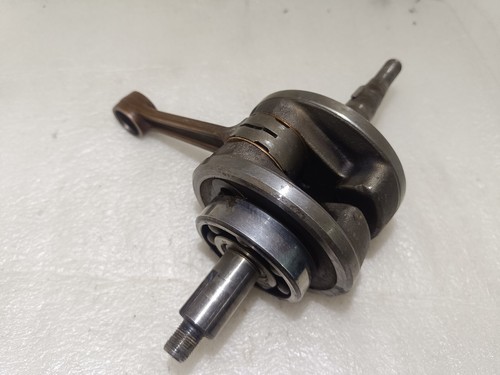Yamaha 200 oem used 37f - 200,
