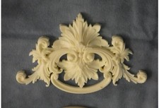Applique ornate resin
