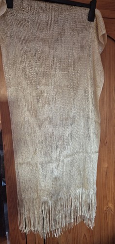 Sparkly champagne coloured - champagne,