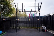 Beaverfit Commercial Workstation Rig Power Rack Weights Cage Monkey Bars 