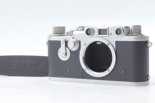 Near mint strap leica - [near,