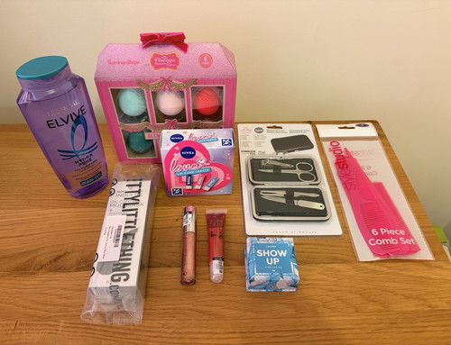 Mixed brands pamper bundle - brands,