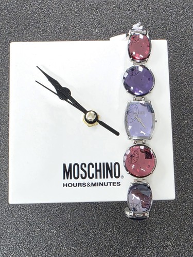Moschino hours minutes i - &,