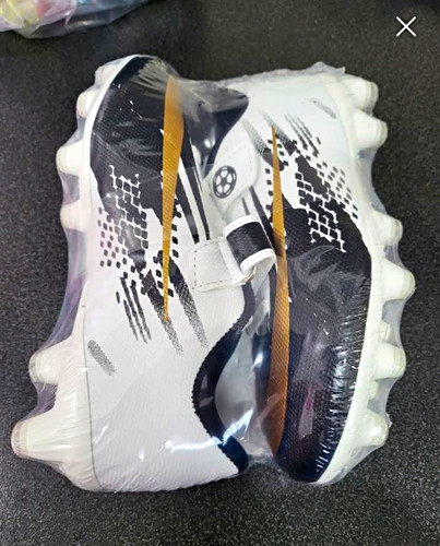 Kids football boots 12 - boots, uk