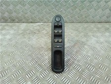 96468704Xt Left  Front Window