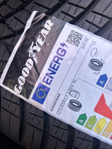 225 r17 goodyear - 1x, 106v