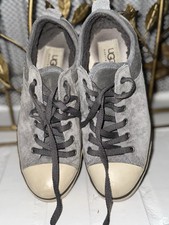 UGG Suede Shoes Sz 6.5 Evera