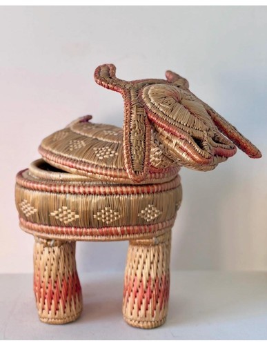 Vintage woven bull - woven,