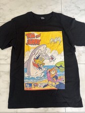 [ ] Tom and Jerry T-shirt M
