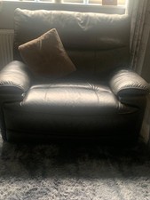 sofa and two cuddle chairs 