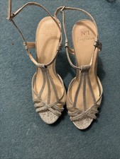No 1 Sparky Sandals Size 7