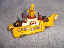 THE BEATLES CORGI YELLOW SUBMARINE ORIGINAL 1969 WITH FIGURES 803 MADE IN GB FAB