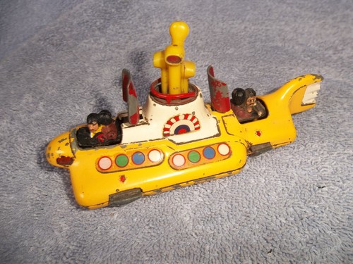 The beatles corgi - the, yellow