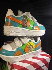 Handpainted Nike trainers -