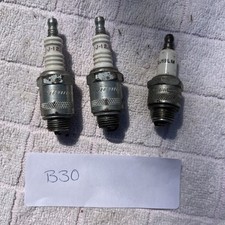 3 X Vintage Spark Plugs UJ12 &