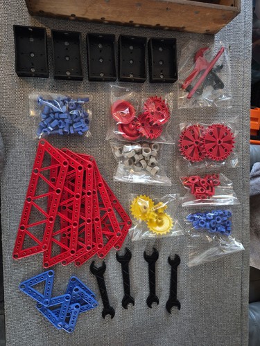 Plastic meccano work box - plastic, box,
