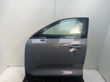 VOLVO XC40 Left Front Door N/S 2018-2025 72800	 THUNDER GREY  5 Door Estate 