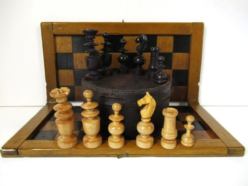 Antique chess set - chess, regence