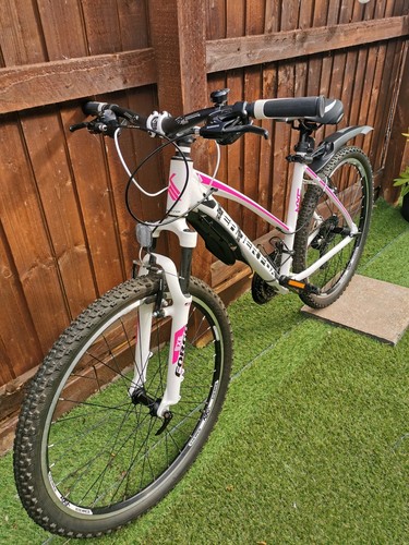Ladies bike leader - fox, brand