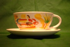 Nescafé Cappuccino Coffee Cup And Saucer Retro Cafe Design Excellent Condition