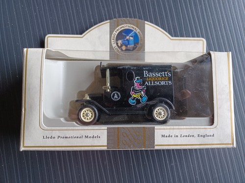 Lledo diecast model van - lledo,