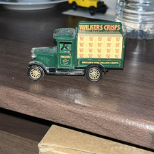Vintage Lledo Diecast Collectable Walkers Crisps Promotional Delivery Van #178
