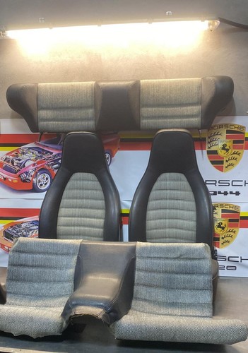 Porsche 924 original set - , of
