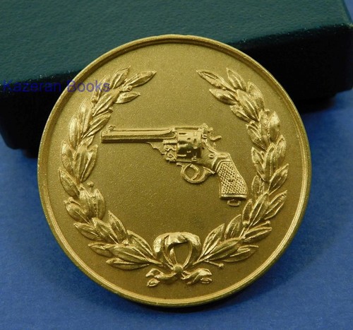Gilt bronze pistol shooting - bronze,