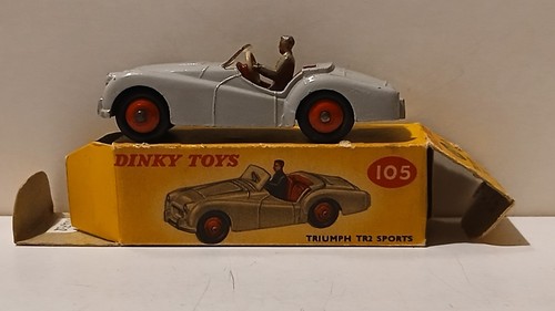 Dinky toy 105 triumph tr2 - dinky,