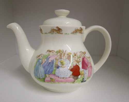 Royal doulton bunnykins - royal,