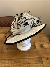 Ladies Wedding Hat Cream &