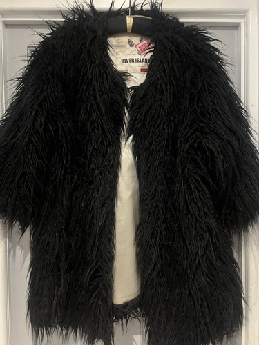 Black shaggy goth - shaggy,
