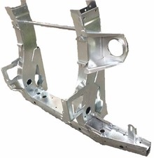 LAND ROVER DEFENDER TD5 GALVANISED REAR CROSSMEMBER 90 - LONG EXTNS & TUB RAIL
