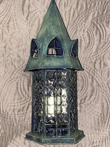 Cathedral with patina - 12”,