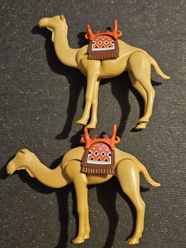 Pair vintage playmobil - pair,