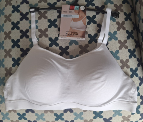 White 40a post - 40a, surgery
