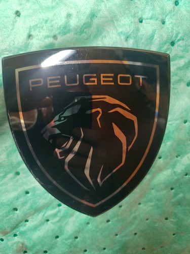 2023 peugeot front badge - front,