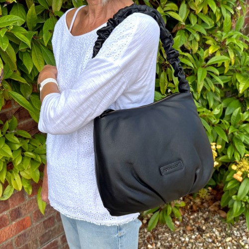 Rowallan black leather - black,