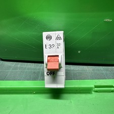 Wylex B32On/Off Switch