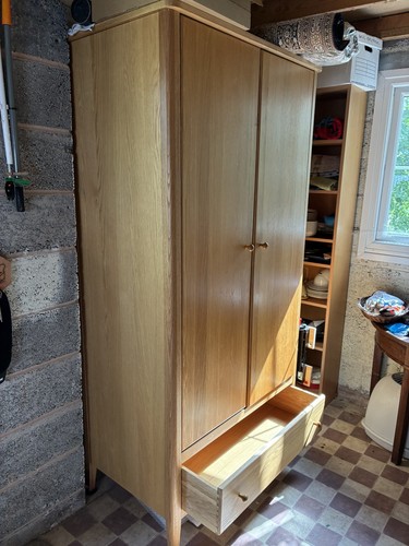 Door wardrobe with - 2,